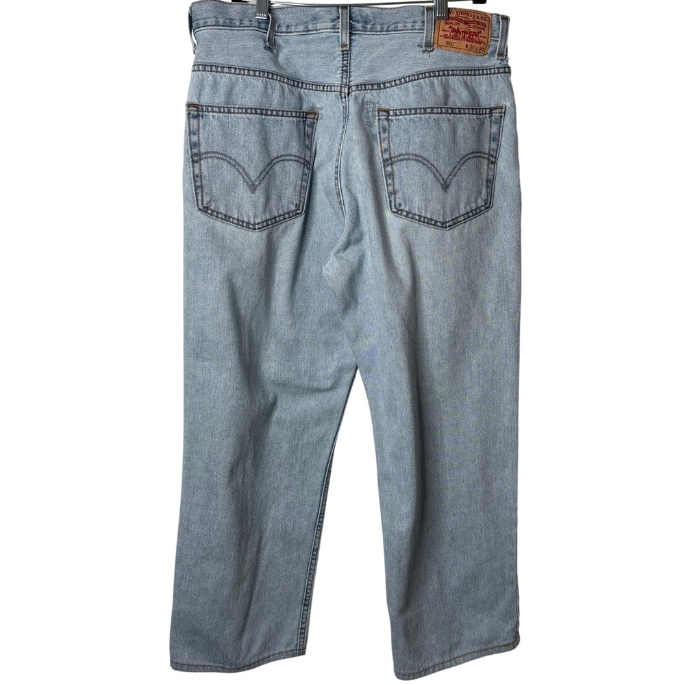 Levi's 550 Relaxed Fit Jeans Mens 34x25 (altered) Light Wash‎ Blue Tapered Denim